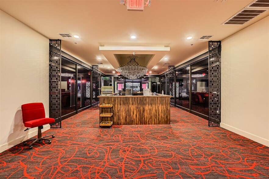 More Photos Of 2730 Fondren Rd, Houston General Retail For Sale