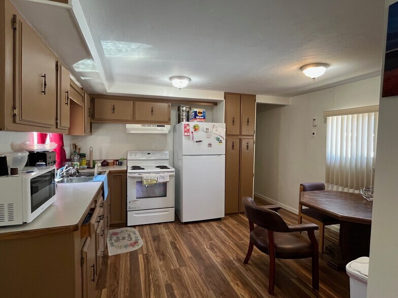 More Photos Of 221 E 200 N, Moab Manufactured Housing Mobile Home Park For Sale