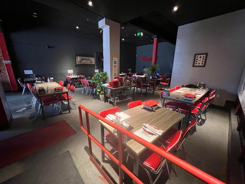 More Photos Of 4161 Beverly Blvd, Los Angeles Restaurant For Lease