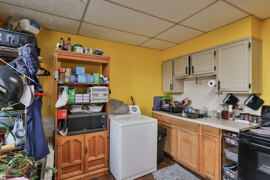 More Photos Of 301 E Bertsch St, Lansford Apartments For Sale