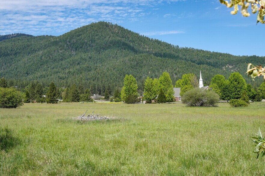 More Photos Of 0 Highway 3, Etna Land For Sale