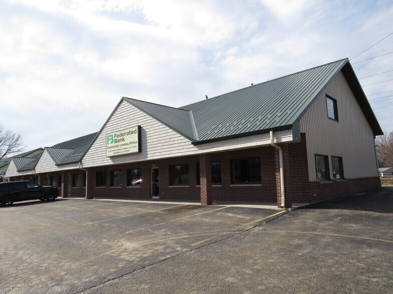 More Photos Of 264-272 S Front St, Braidwood Freestanding For Lease