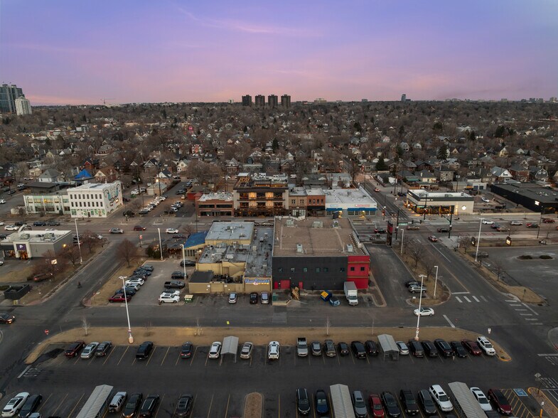 More Photos Of 475 S Broadway St, Denver Freestanding For Sale