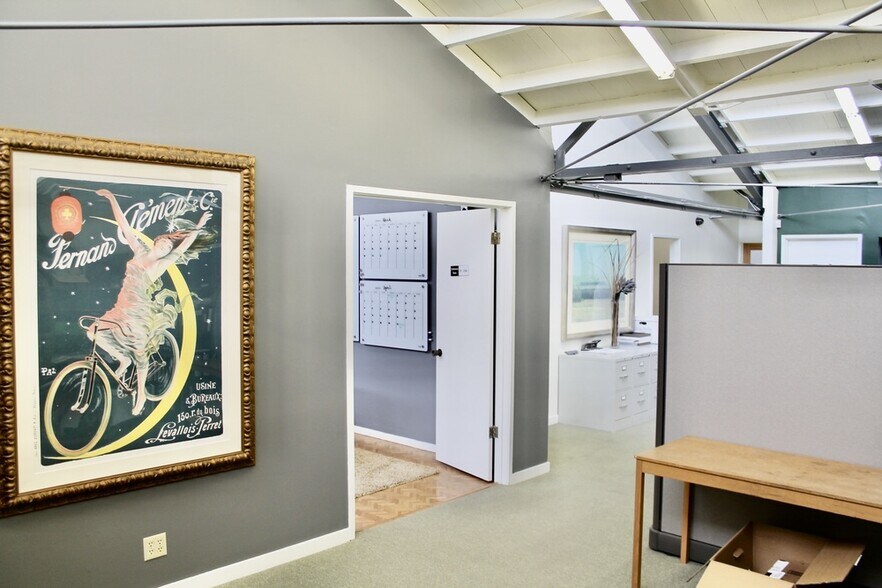 More Photos Of 1545-1555 Pacific Ave, San Francisco Storefront For Sale