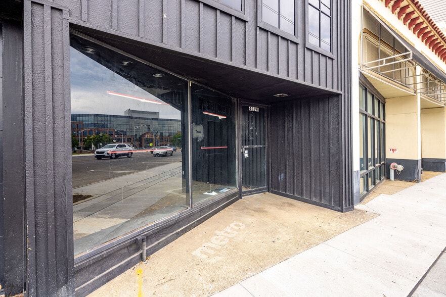 More Photos Of 4539 Montgomery Rd, Cincinnati Storefront Retail Residential For Lease