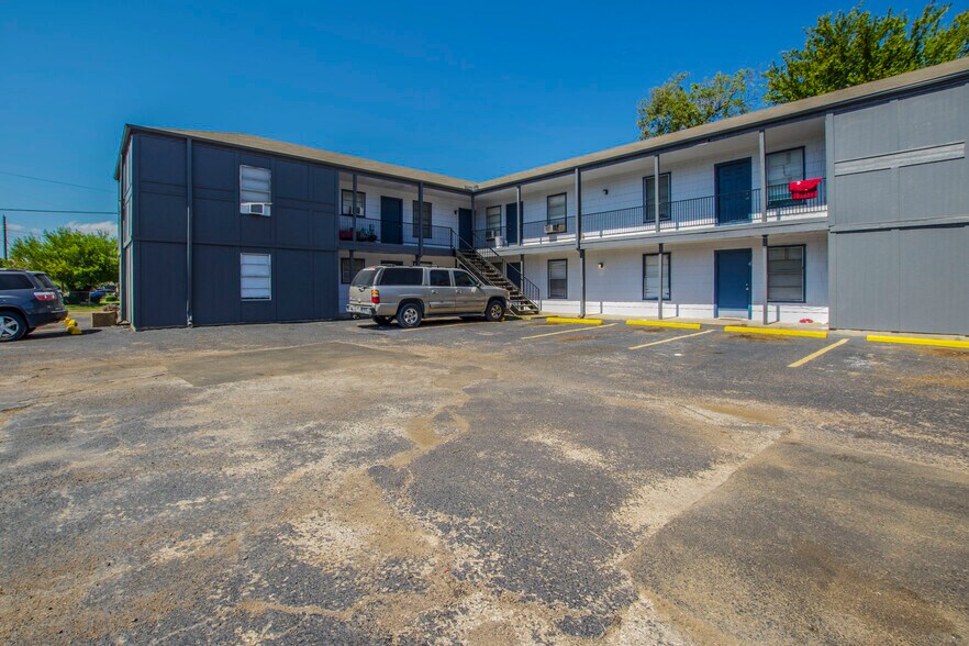 Primary Photo Of , Waco Multifamily For Sale