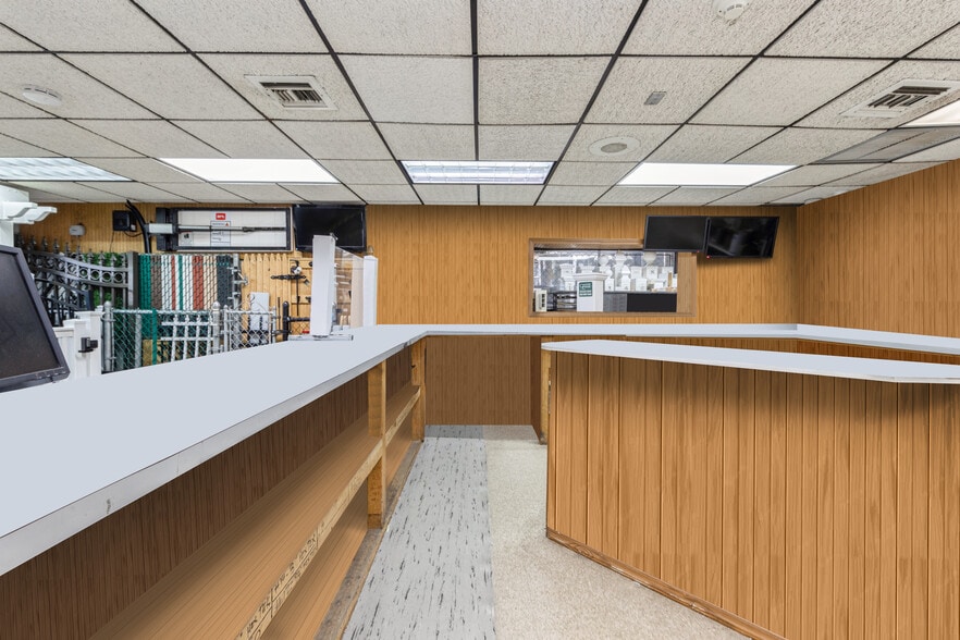 More Photos Of 138-27 247th St, Rosedale Showroom For Sale