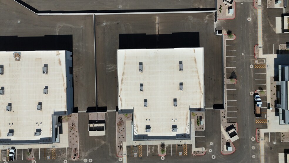 More Photos Of 7320 E Pecos Rd, Mesa Warehouse For Sale