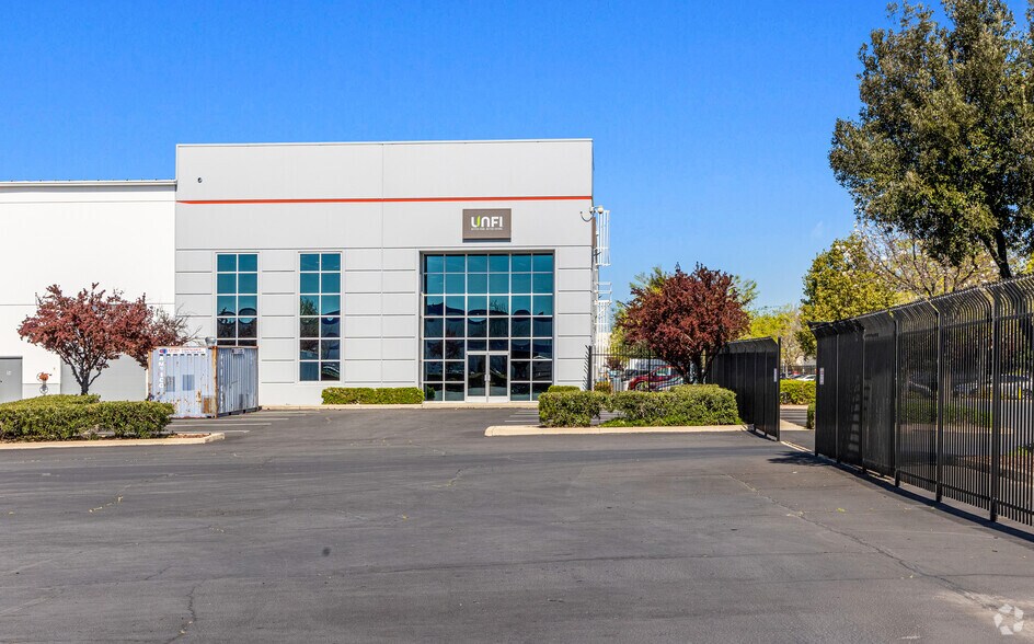 Primary Photo Of 1919 Boeing Way, Stockton Warehouse For Lease