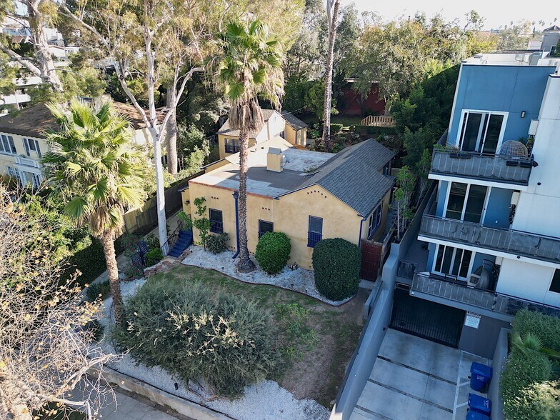 More Photos Of 200-208 S Westmoreland Ave, Los Angeles Multifamily For Sale
