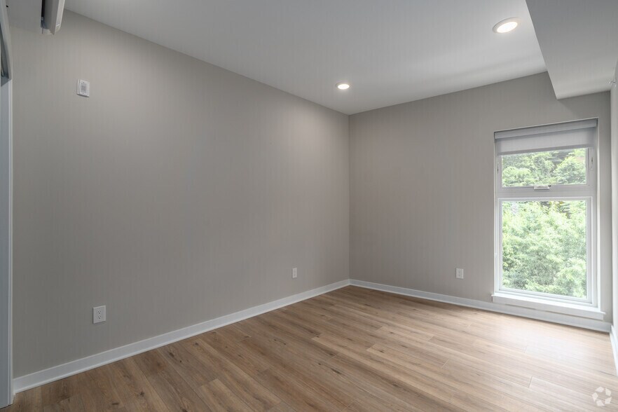 More Photos Of 3515 Midvale Ave, Philadelphia Apartments For Lease