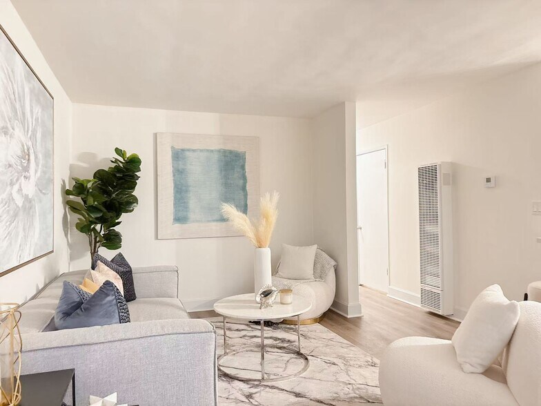 More Photos Of 1250 W 37th St, Los Angeles Apartments For Sale