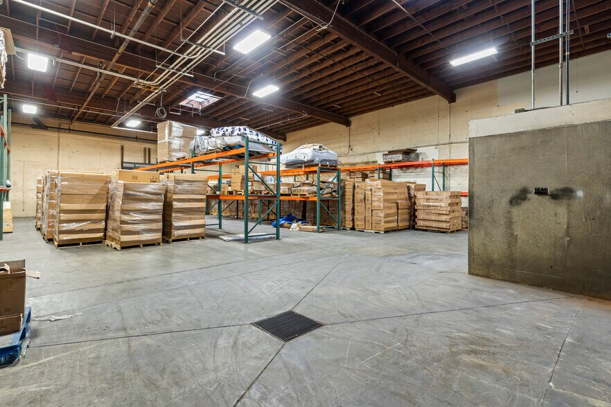More Photos Of 253 E Harris Ave, South San Francisco Warehouse For Sale