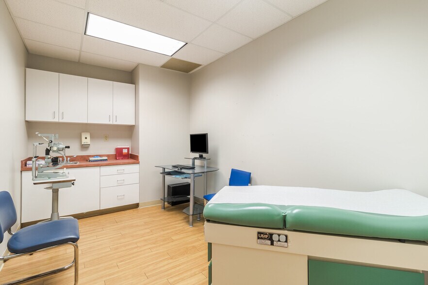 More Photos Of 2511 Salem Church Rd, Fredericksburg Medical For Sale