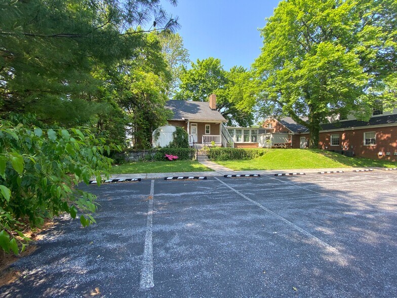 More Photos Of 3001 Gettysburg Rd, Camp Hill Office For Lease