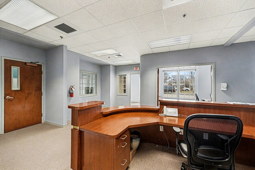 More Photos Of 415-417 Wolfe St, Fredericksburg Medical For Lease