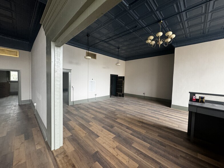 More Photos Of 218 The Blvd, Eden Storefront Retail Office For Lease