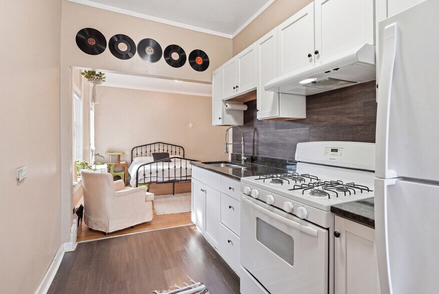 More Photos Of 940 3rd St E, Saint Paul Apartments For Sale