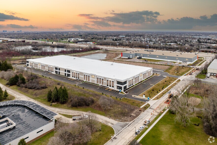 More Photos Of 2685 Eagle Way, Hoffman Estates Manufacturing For Lease
