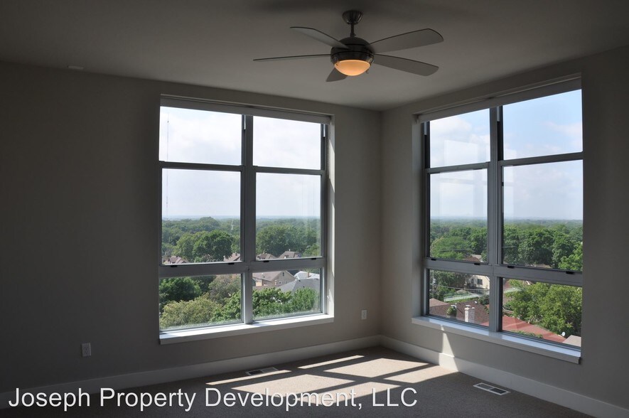 More Photos Of 4175 N Oakland Ave, Shorewood Multifamily For Sale