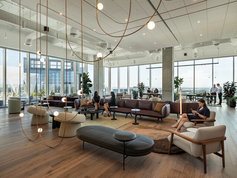 More Photos Of 1550 Lamar St, Houston Office For Lease