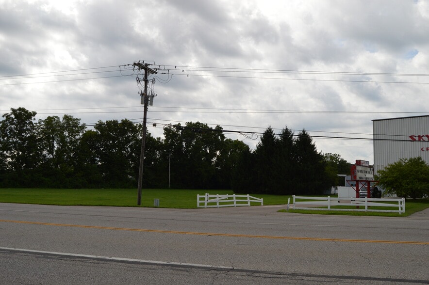 More Photos Of 2420 Main Street, Lancaster Land For Sale
