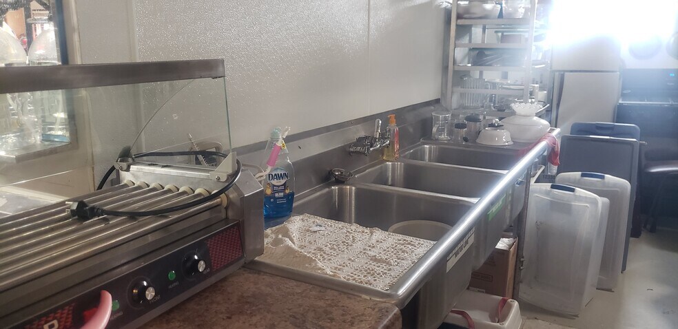 More Photos Of 5818 S Us-220 Hwy, Linden Freestanding For Sale