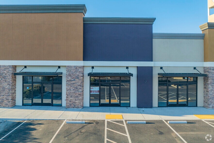 More Photos Of 165 Commerce Ave, Manteca General Retail For Lease