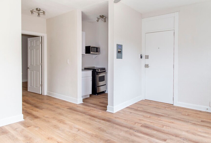 More Photos Of 1671 Washington St, Denver Apartments For Sale