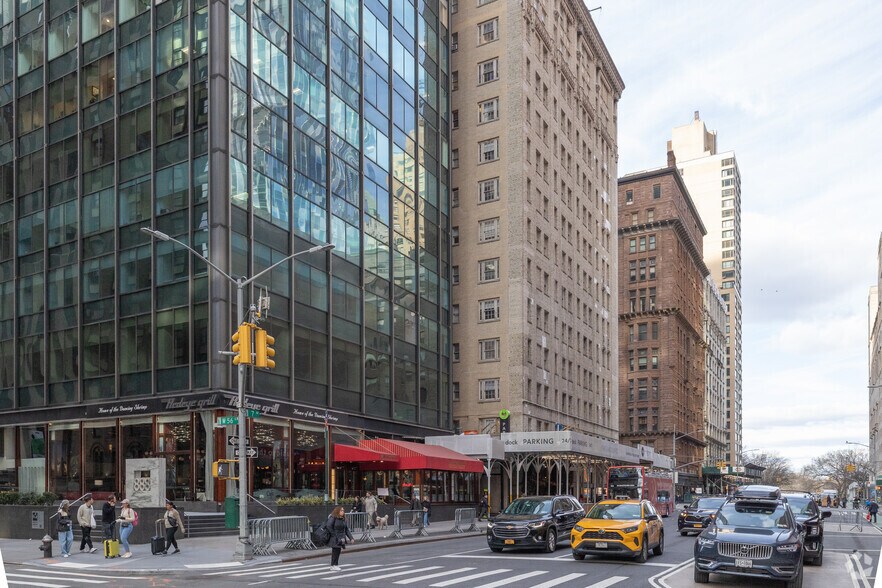 More Photos Of 888 7th Ave, New York Office For Lease
