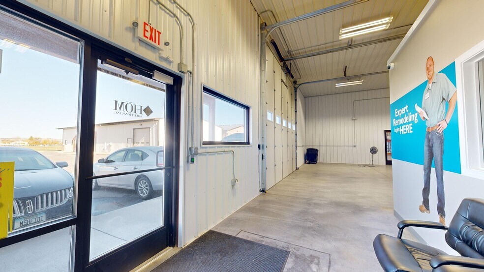 More Photos Of 3088 Gabel Rd, Billings Flex For Sale