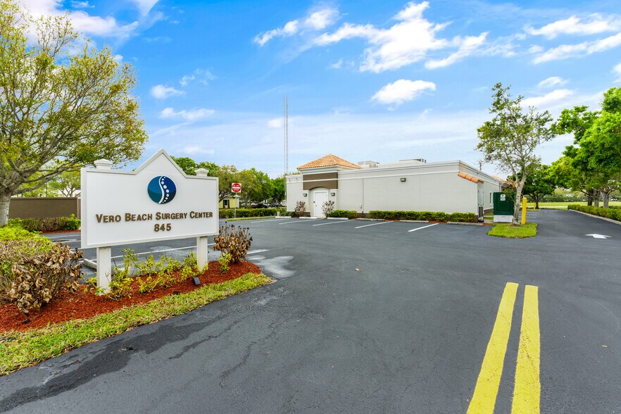 More Photos Of 845 37th Pl, Vero Beach Medical For Lease