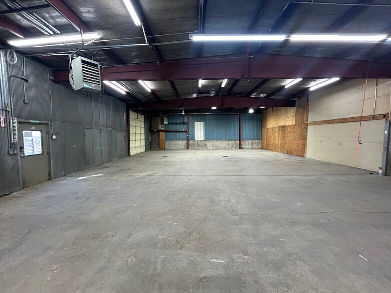 More Photos Of 201 Murray St, Niwot Warehouse For Lease
