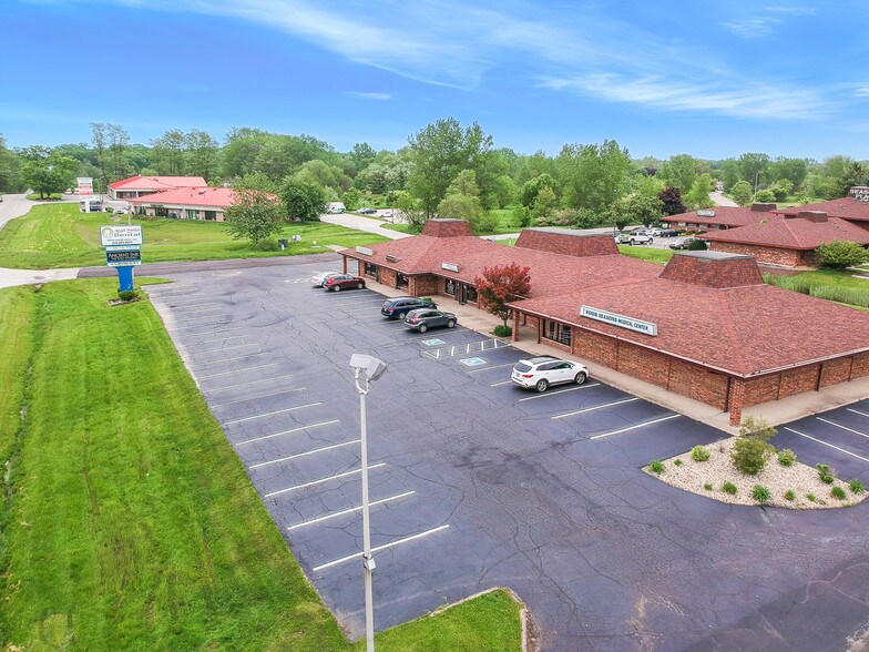 More Photos Of 8111 E 109th Ave, Crown Point Storefront Retail Office For Lease