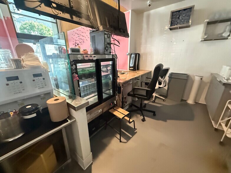 More Photos Of 801 S Hope St, Los Angeles Apartments For Lease