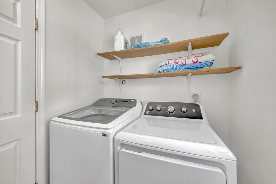 More Photos Of 1715 Carolina Beach Ave N, Carolina Beach Apartments For Sale