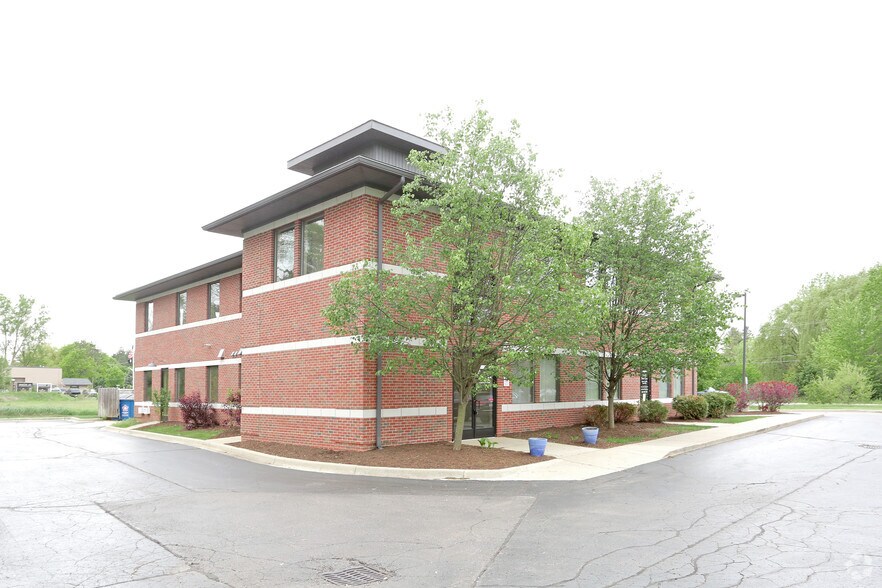 More Photos Of 4123 Martin Rd, Commerce Township Medical For Sale