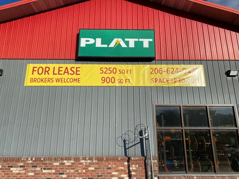 More Photos Of 1151 S Wenatchee Ave, Wenatchee General Retail For Lease