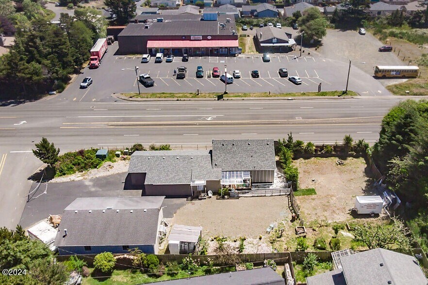 More Photos Of 20 Willow St, Depoe Bay Industrial For Sale
