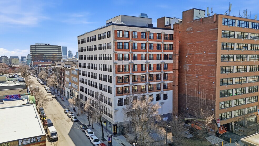 More Photos Of 4446 Boul Saint-Laurent, Montréal Loft Creative Space For Lease