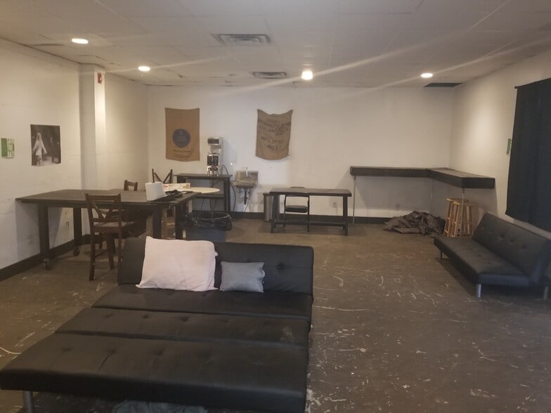 More Photos Of 6800 N Bryant Ave, Oklahoma City Religious Facility For Sale