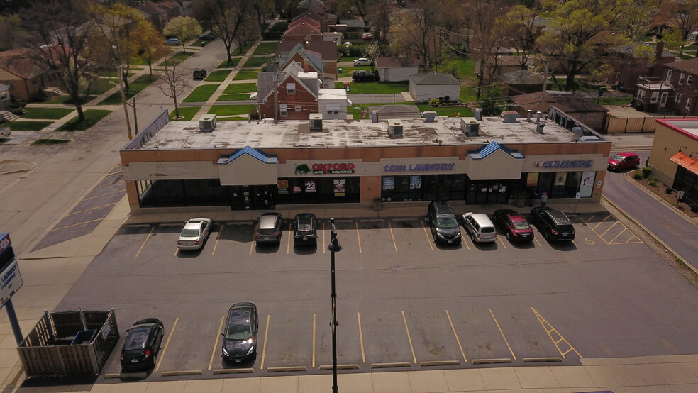 Primary Photo Of 1900 W Roosevelt Rd, Broadview Freestanding For Lease