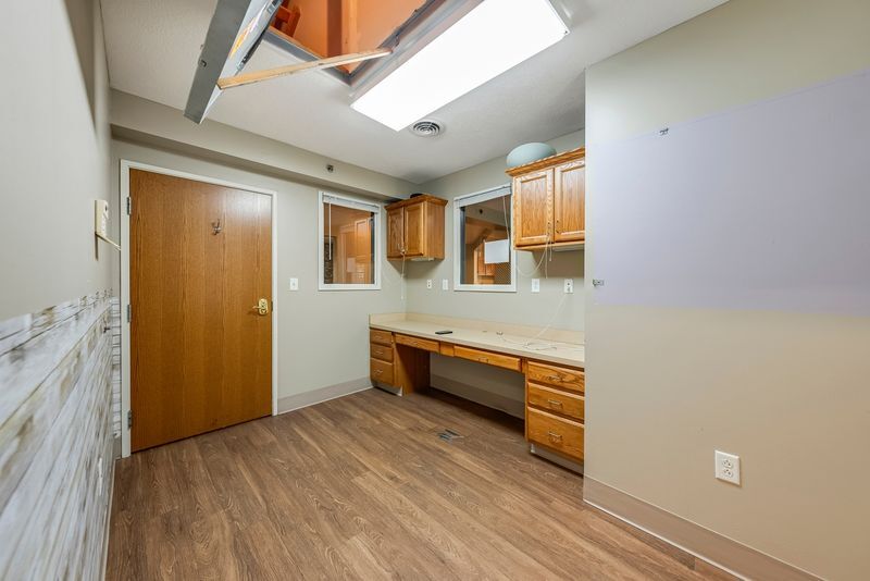 More Photos Of 80 Miller St, Centerburg Congregate Senior Housing For Lease