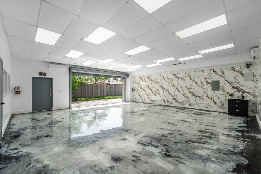 More Photos Of 1800-1812 SW 7th Ave, Pompano Beach Warehouse For Sale