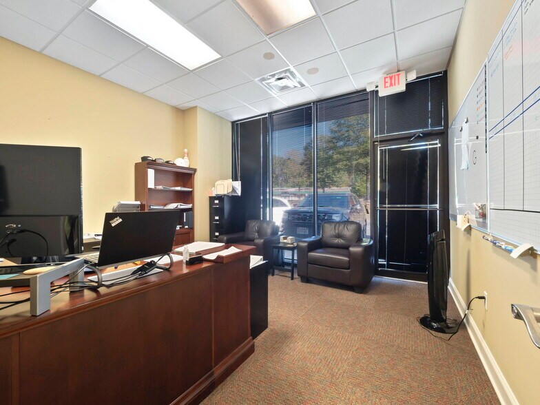 More Photos Of 5224 Palmero Ct, Buford Flex For Sale