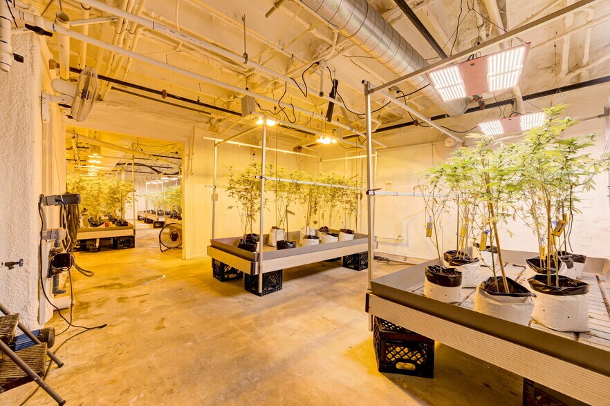 More Photos Of 3003 N Oklahoma Ave, Oklahoma City Manufacturing For Sale