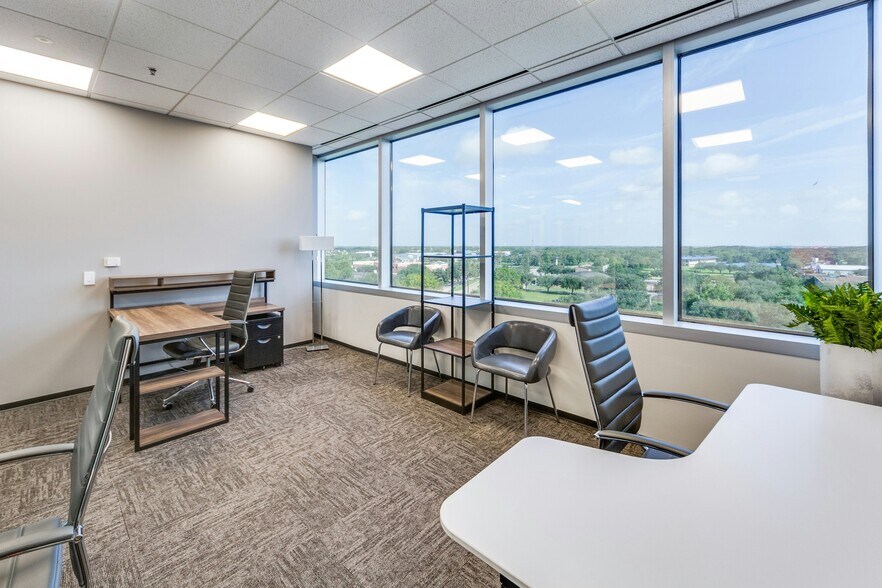 More Photos Of 77 Sugar Creek Center Blvd, Sugar Land Coworking Space