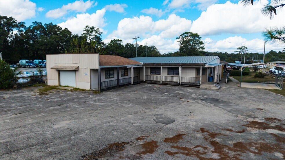More Photos Of 5301 Capital Cir SW, Tallahassee Flex For Sale