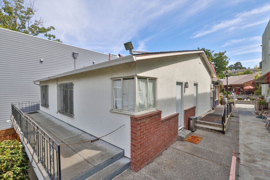 Primary Photo Of 14527-14529 Big Basin Way, Saratoga Storefront Retail Residential For Sale