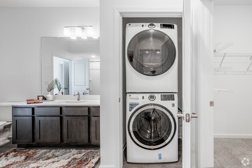 More Photos Of 10615 Steele Creek Rd, Charlotte Apartments For Sale